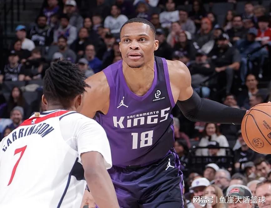 爱游戏APP-完胜!威少26分+6三分,小萨13+6湖人旧将爆发,德罗赞两人起冲突